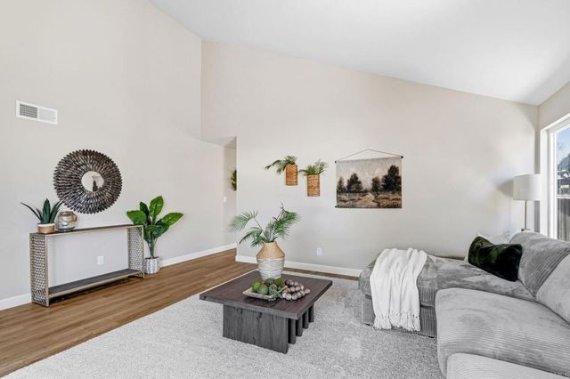 8641 Hydra Lane, San Diego, CA 92126