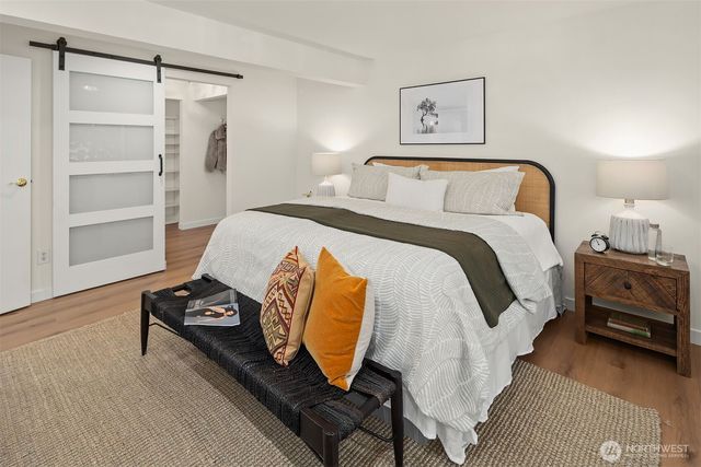 15 168th Avenue NE, Bellevue, WA 98008