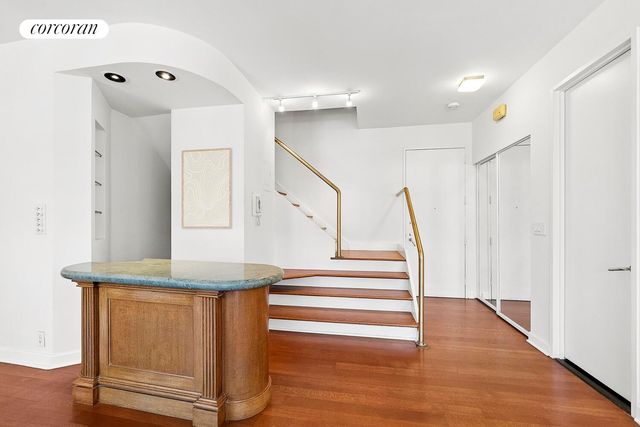 415 E 54th St Apt 29D, New York City, NY 10022