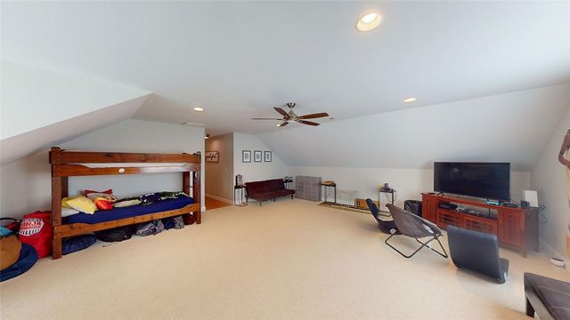 85 Cyrus Court, South Kingstown, RI 02892
