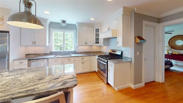 85 Cyrus Court, South Kingstown, RI 02892