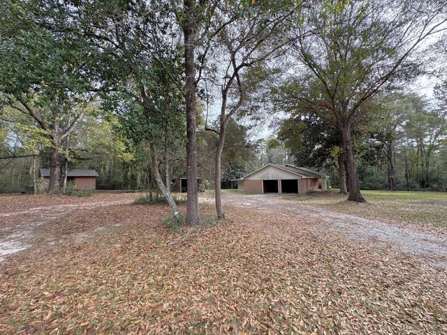 5450 Fm 3065, Colmesneil, TX 75938