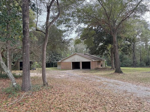 5450 Fm 3065, Colmesneil, TX 75938