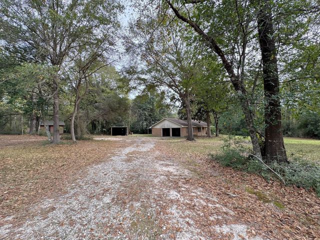 5450 Fm 3065, Colmesneil, TX 75938