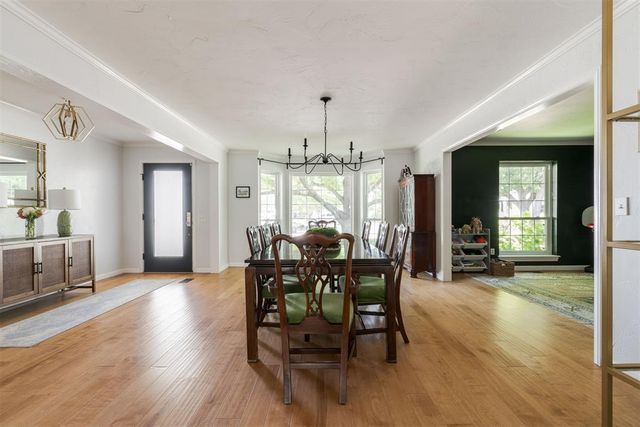 10933 Maple Grove, Oklahoma City, OK 73120