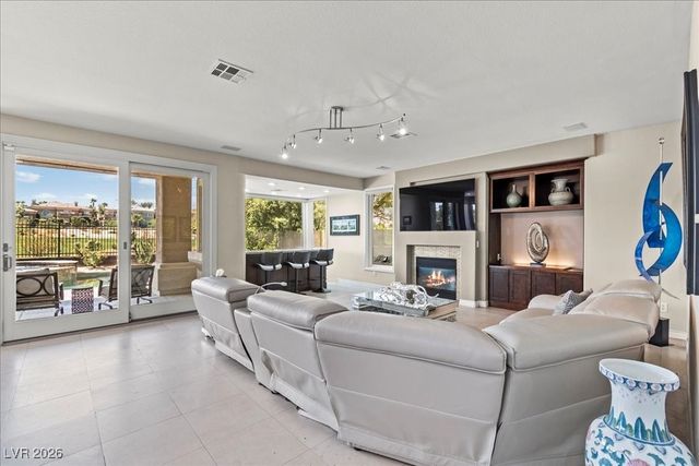 1805 Corta Bella Drive, Las Vegas, NV 89134