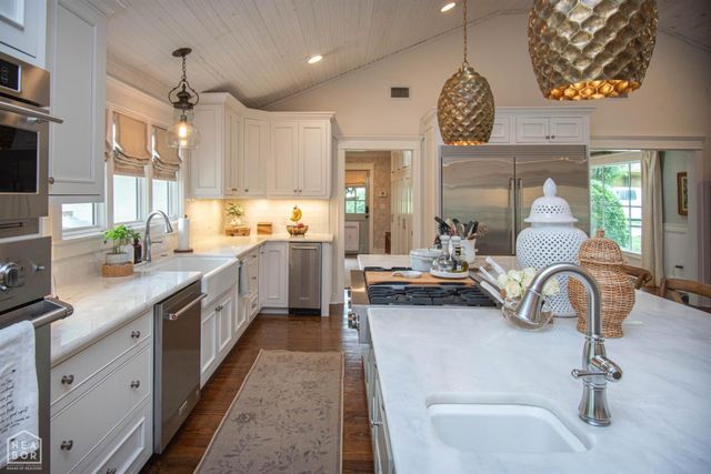 1105 Cardinal Road, Jonesboro, AR 72401