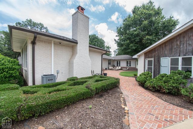 1105 Cardinal Road, Jonesboro, AR 72401