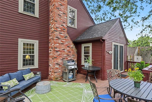 1475 Somerset Avenue, Dighton, MA 02715
