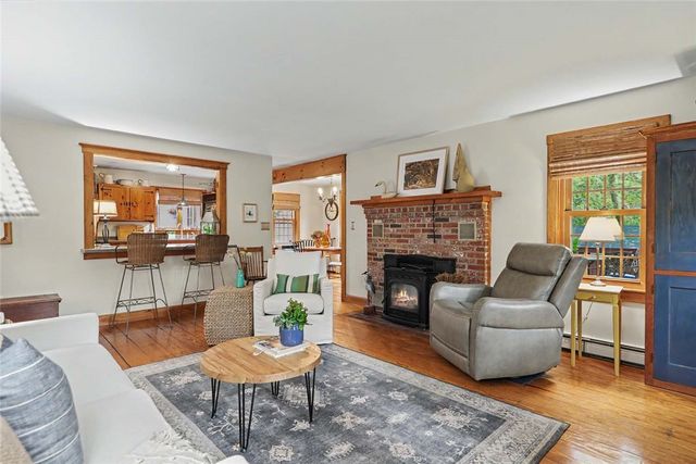 1475 Somerset Avenue, Dighton, MA 02715