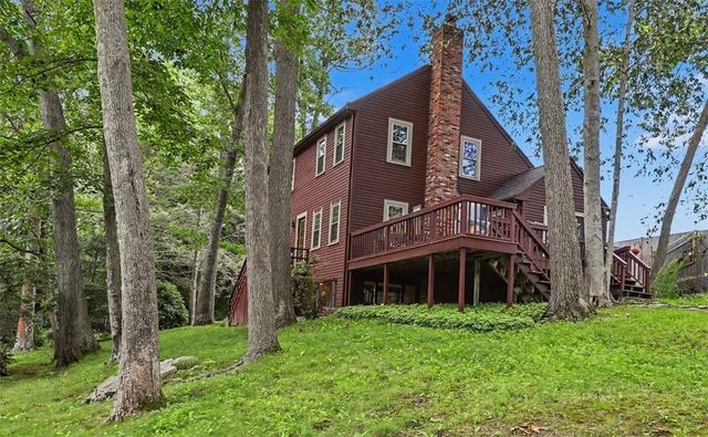 1475 Somerset Avenue, Dighton, MA 02715