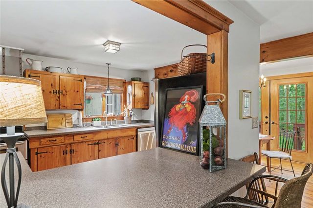 1475 Somerset Avenue, Dighton, MA 02715