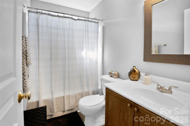 9806 Back Acre Drive, Charlotte, NC 28213