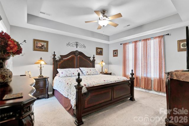 9806 Back Acre Drive, Charlotte, NC 28213