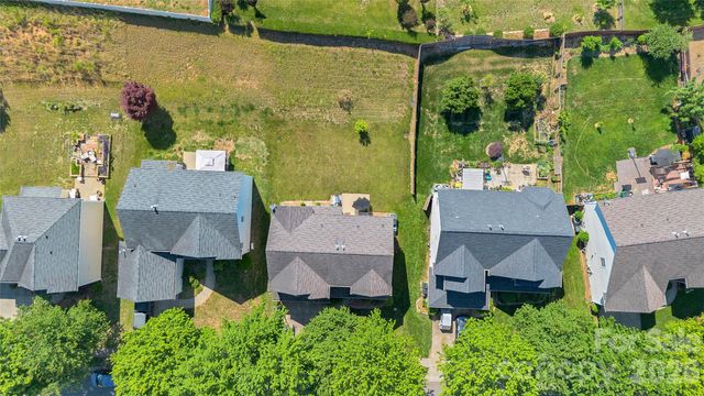 9806 Back Acre Drive, Charlotte, NC 28213