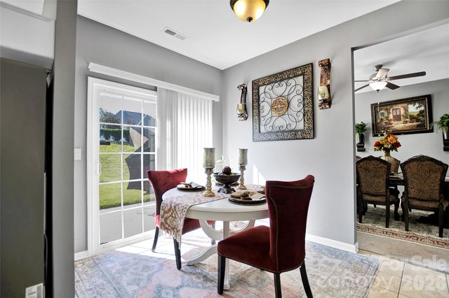 9806 Back Acre Drive, Charlotte, NC 28213