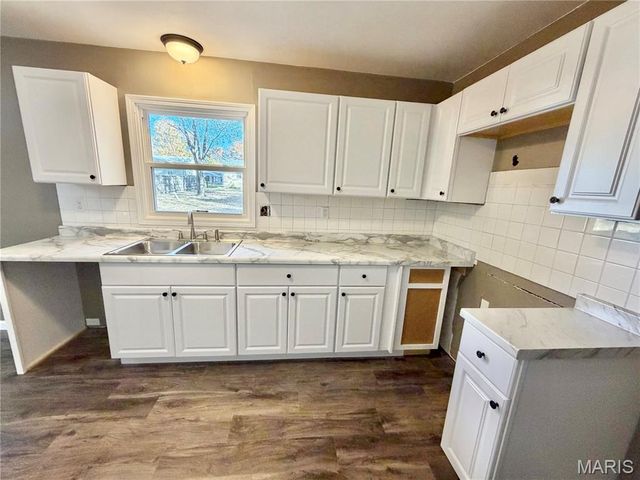 708 Kerri Lynn Lane, Montgomery City, MO 63361