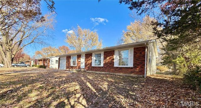 708 Kerri Lynn Lane, Montgomery City, MO 63361