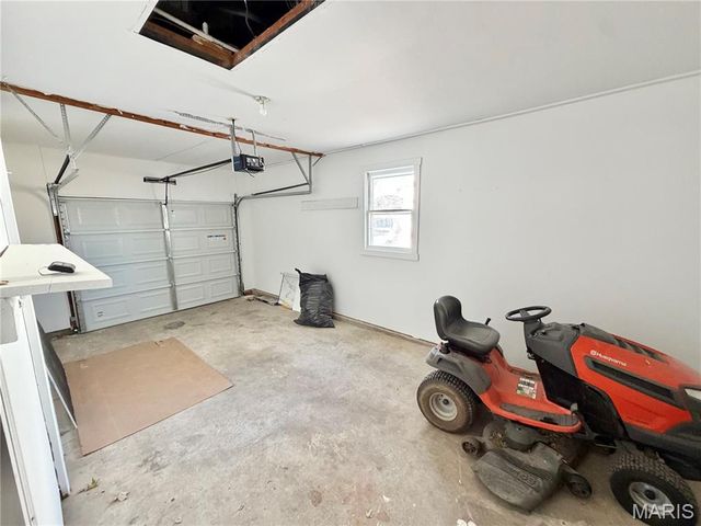 708 Kerri Lynn Lane, Montgomery City, MO 63361