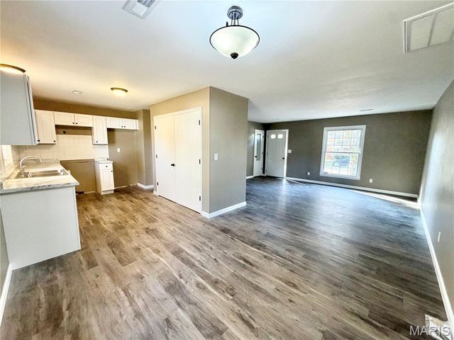 708 Kerri Lynn Lane, Montgomery City, MO 63361