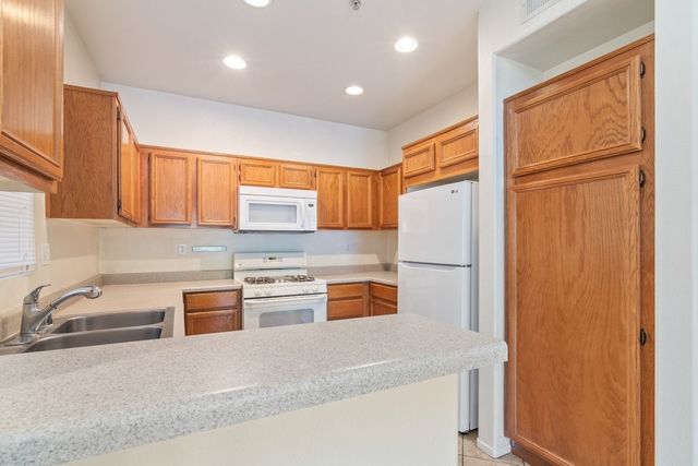 26352 Arboretum Way 3501, Menifee, CA 92563