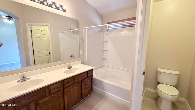 10020 W Wood Street, Tolleson, AZ 85353