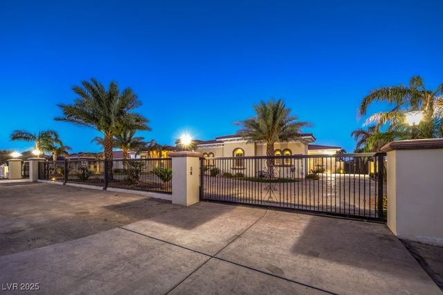 2780 El Camino Road, Las Vegas, NV 89146