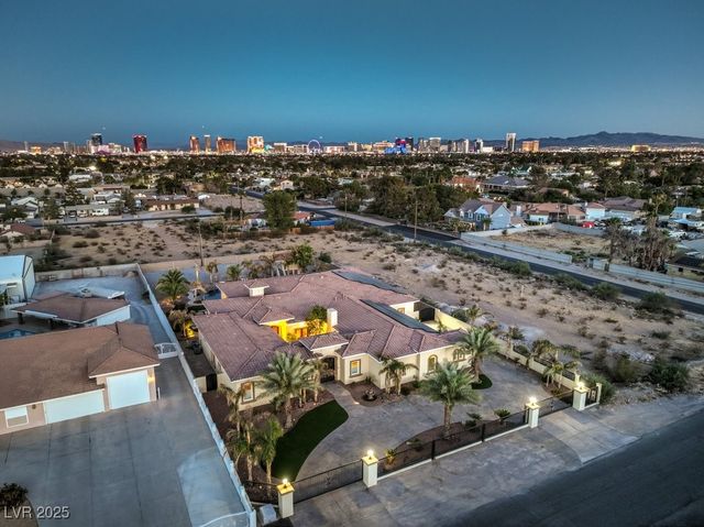 2780 El Camino Road, Las Vegas, NV 89146