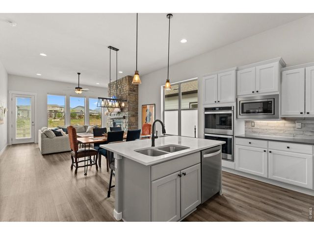 173 Lake Park Dr, Loveland, CO 80537