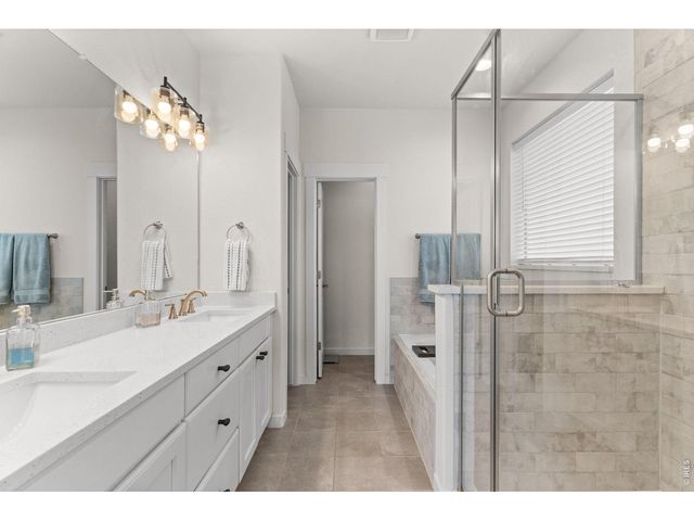 173 Lake Park Dr, Loveland, CO 80537