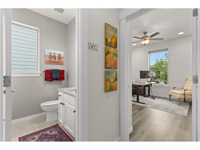 173 Lake Park Dr, Loveland, CO 80537