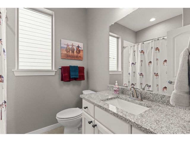 173 Lake Park Dr, Loveland, CO 80537