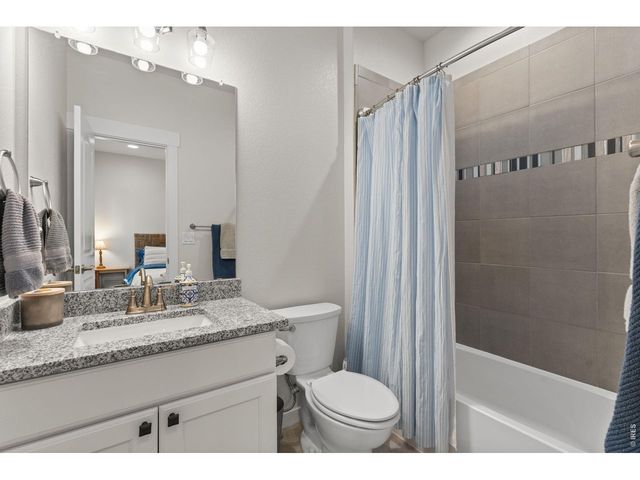 173 Lake Park Dr, Loveland, CO 80537