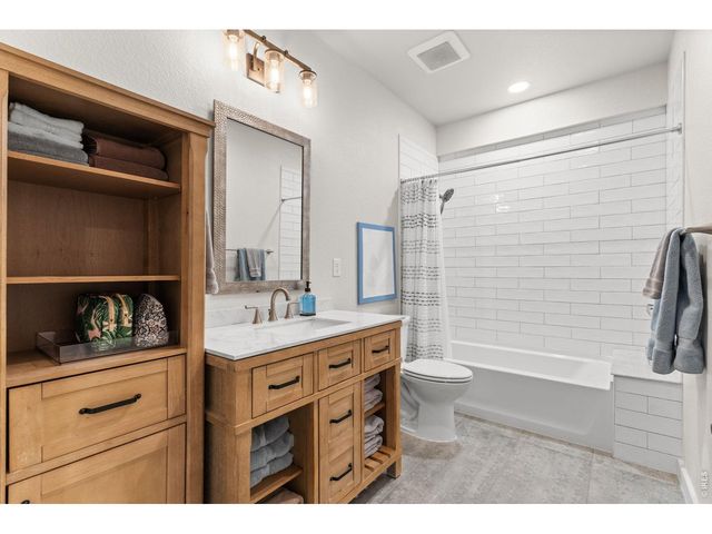 173 Lake Park Dr, Loveland, CO 80537