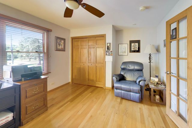 1004 N Harrison Street, Algonquin, IL 60102
