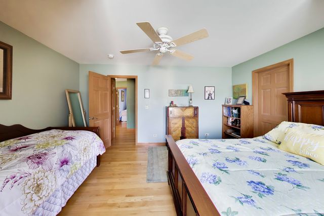 1004 N Harrison Street, Algonquin, IL 60102