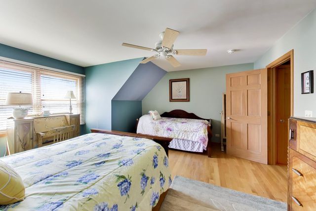 1004 N Harrison Street, Algonquin, IL 60102