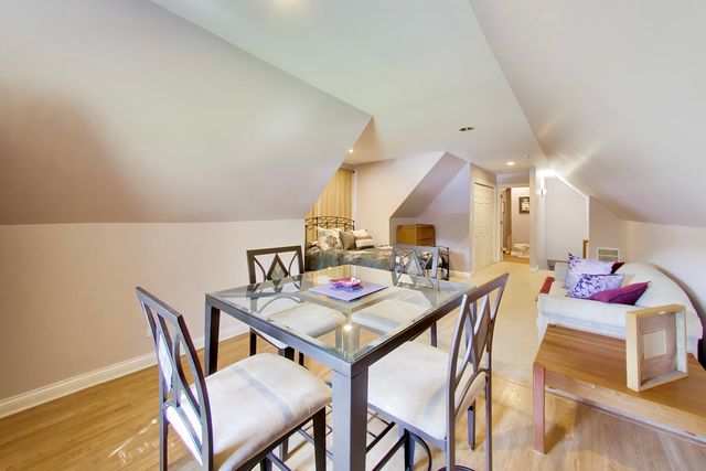 1004 N Harrison Street, Algonquin, IL 60102