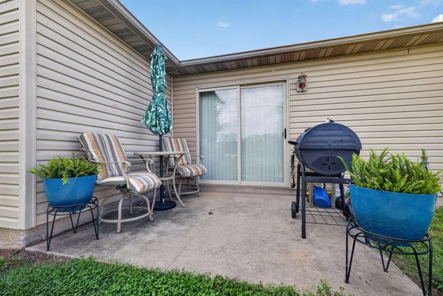 110 Scotch Pine Court, Hollister, MO 65672