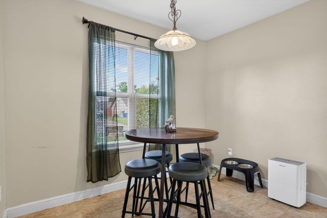110 Scotch Pine Court, Hollister, MO 65672