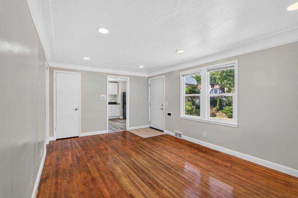 3422 Aldrich Avenue N, Minneapolis, MN 55412 — photo 4