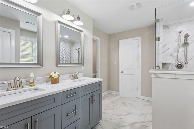 7 Goodson WAY, Poquoson, VA 23662