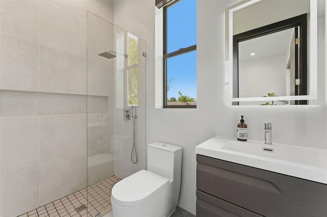 301 NE 27TH DRIVE, Wilton Manors, FL 33334