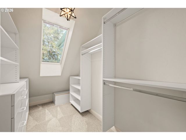 3046 SUMMIT SKY Blvd, Eugene, OR 97405