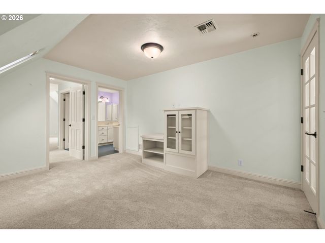 3046 SUMMIT SKY Blvd, Eugene, OR 97405