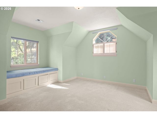 3046 SUMMIT SKY Blvd, Eugene, OR 97405