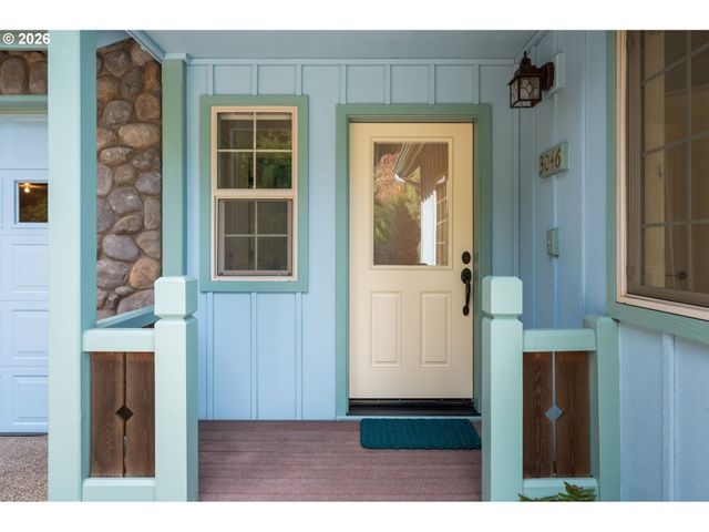 3046 SUMMIT SKY Blvd, Eugene, OR 97405