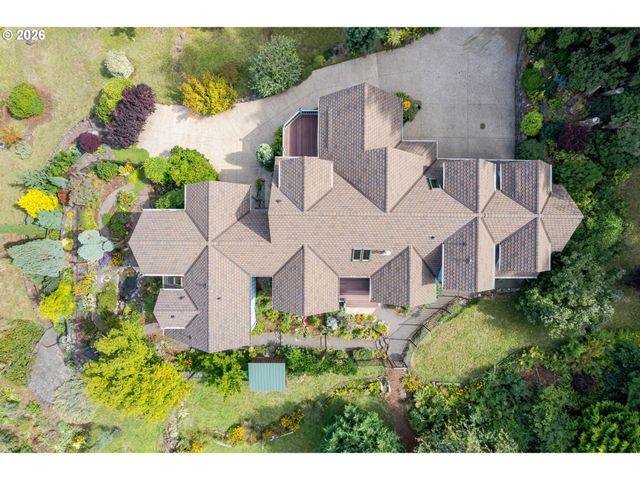 3046 SUMMIT SKY Blvd, Eugene, OR 97405