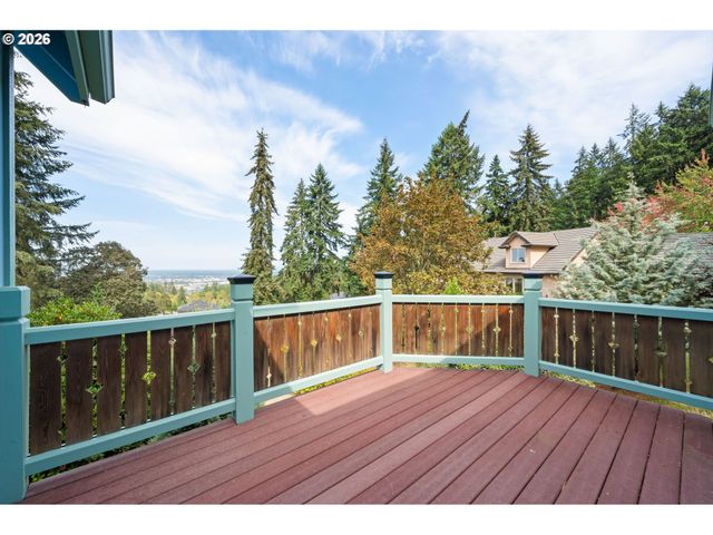 3046 SUMMIT SKY Blvd, Eugene, OR 97405