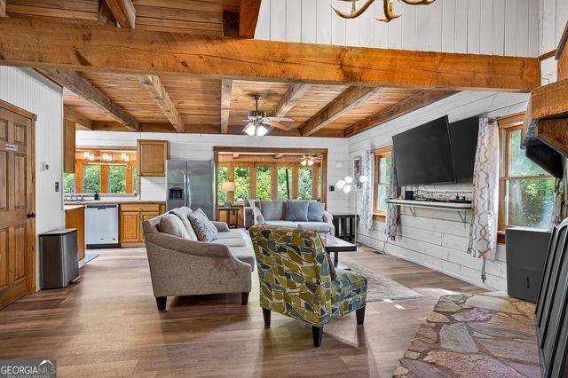 184 Grey Fox Trail, Ellijay, GA 30536